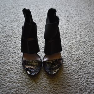 Vince Camuto Vero Cuioo heels Black/Silver